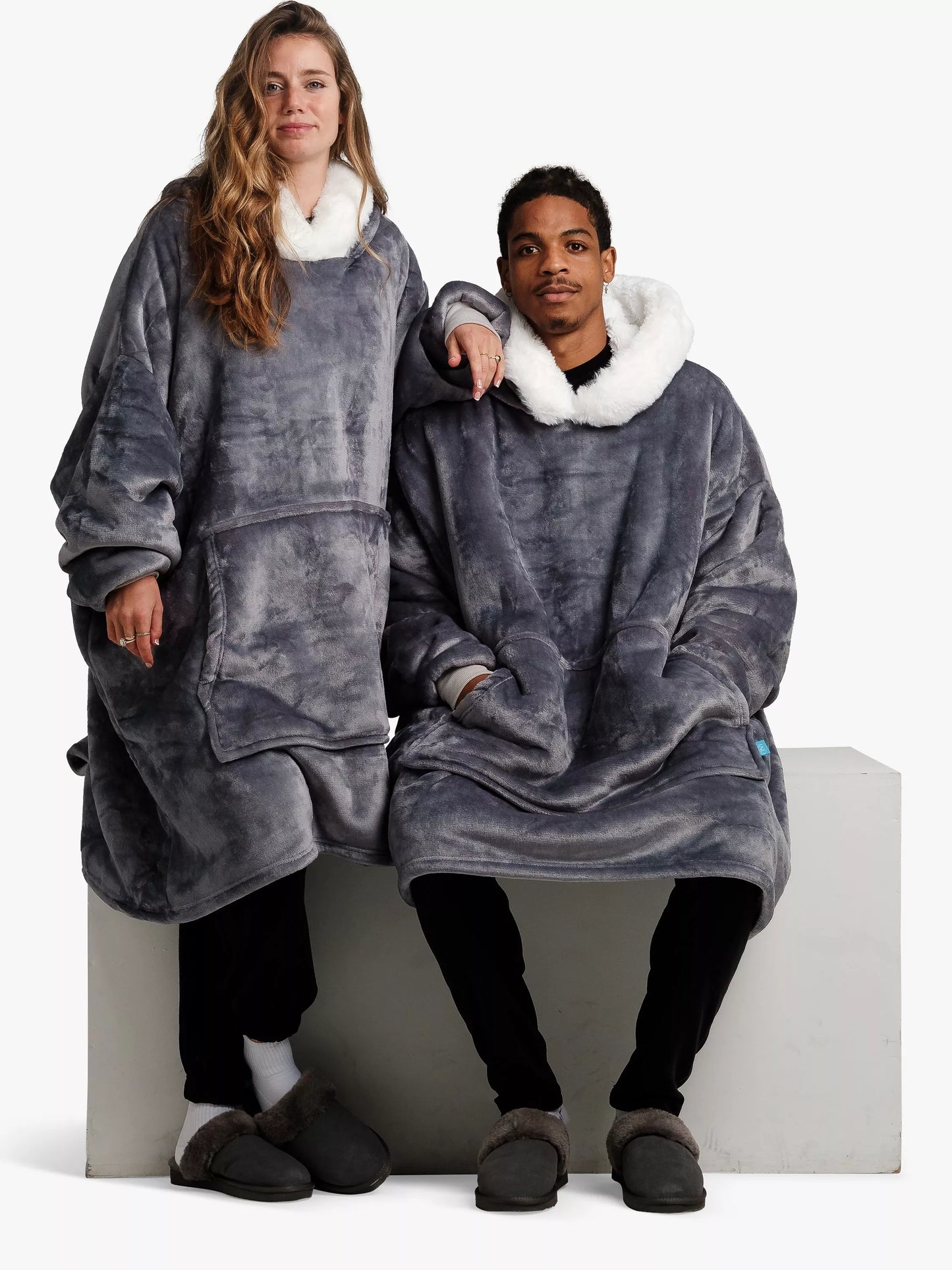 The Viral Hoodie Blanket